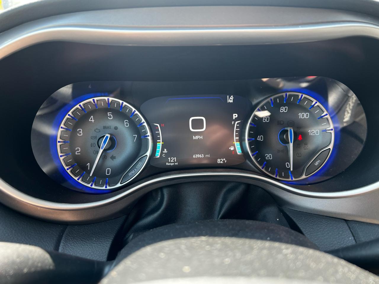 Chrysler Pacifica  2023