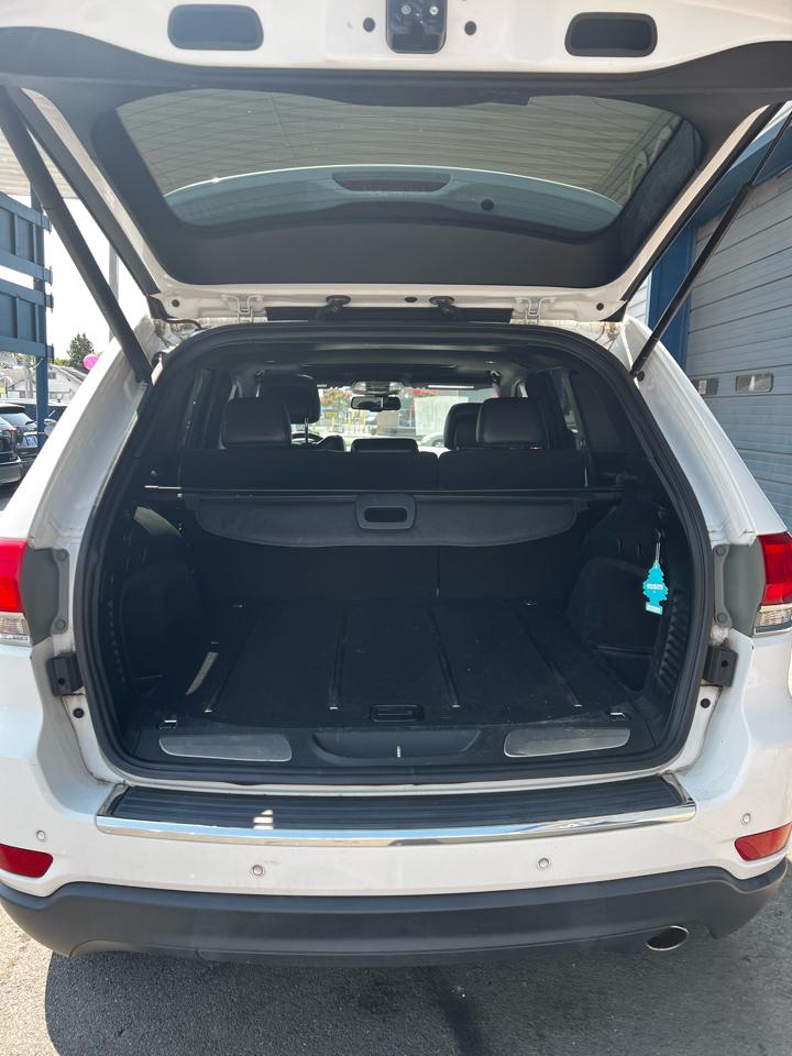 Jeep Grand Cherokee  2016