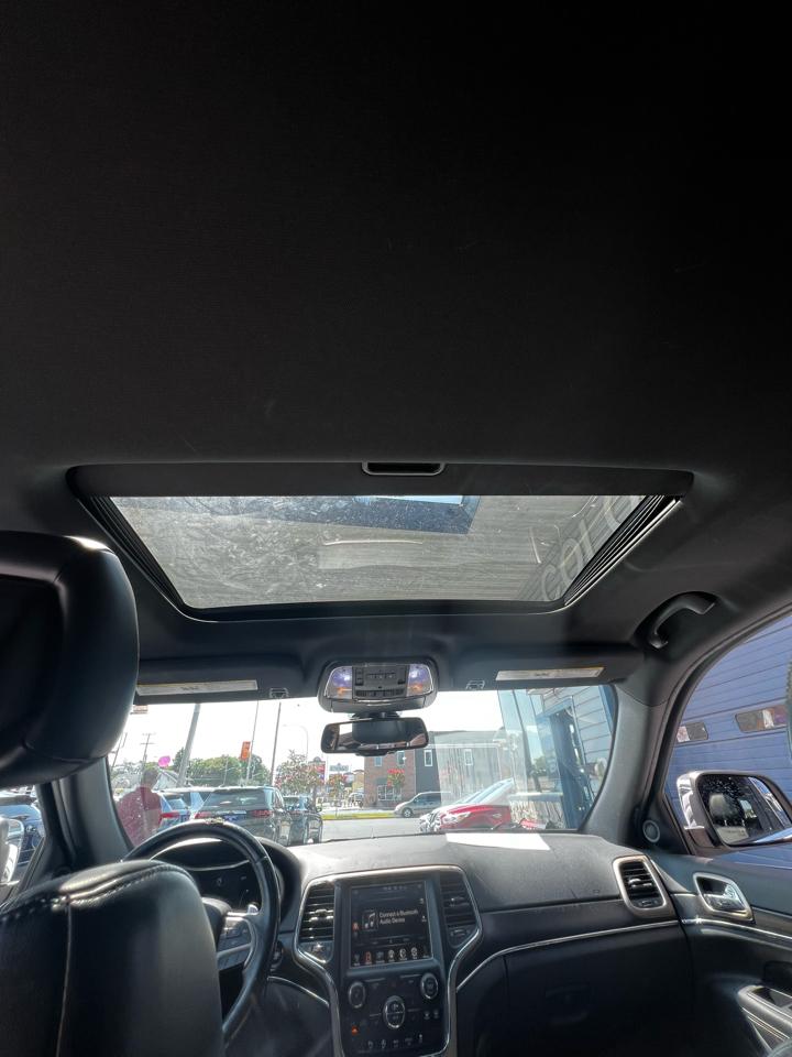 Jeep Grand Cherokee  2016