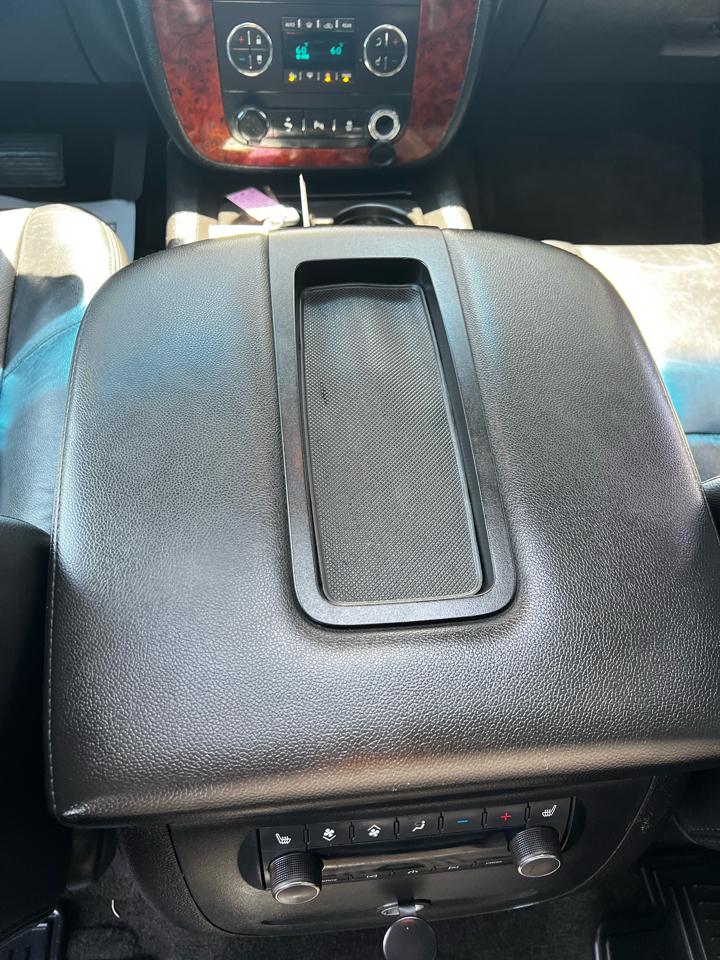 Chevrolet Tahoe  2013