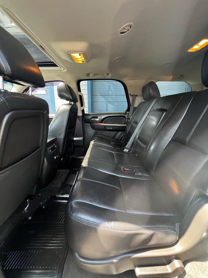 Chevrolet Tahoe  2013