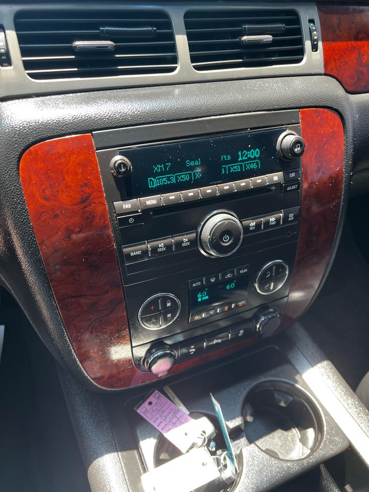 Chevrolet Tahoe  2013
