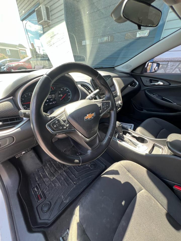 Chevrolet Malibu  2020