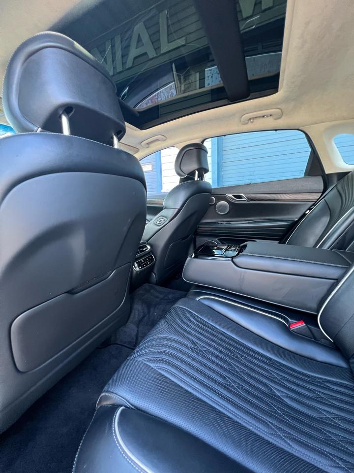 Genesis G80  2021
