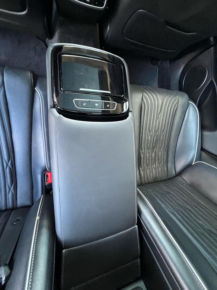 Genesis G80  2021