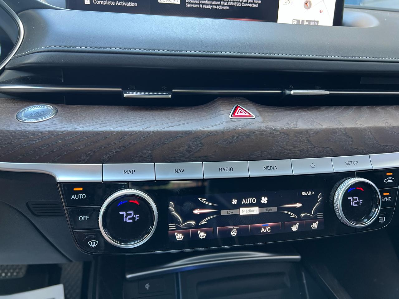 Genesis G80  2021
