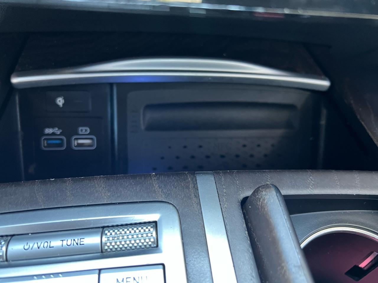 Genesis G80  2021