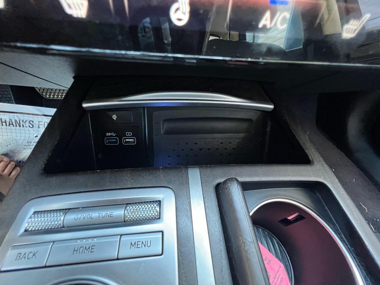 Genesis G80  2021