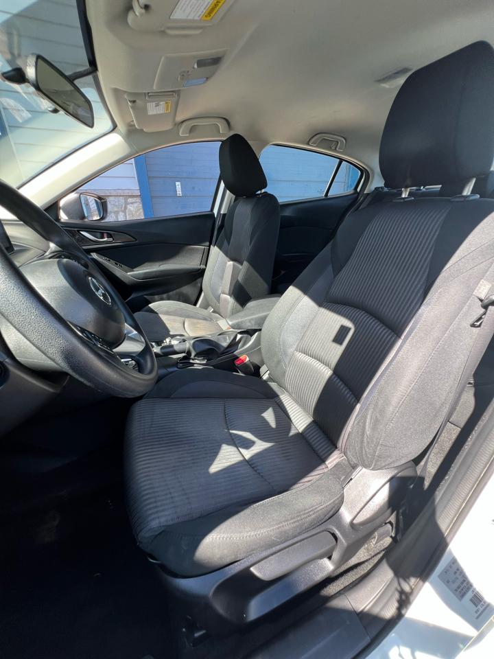 Mazda MAZDA3  2016