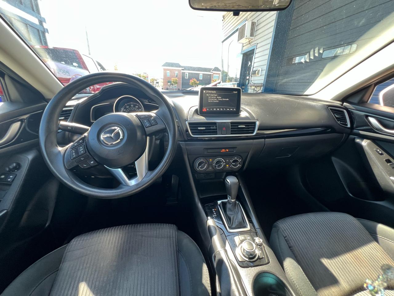 Mazda MAZDA3  2016