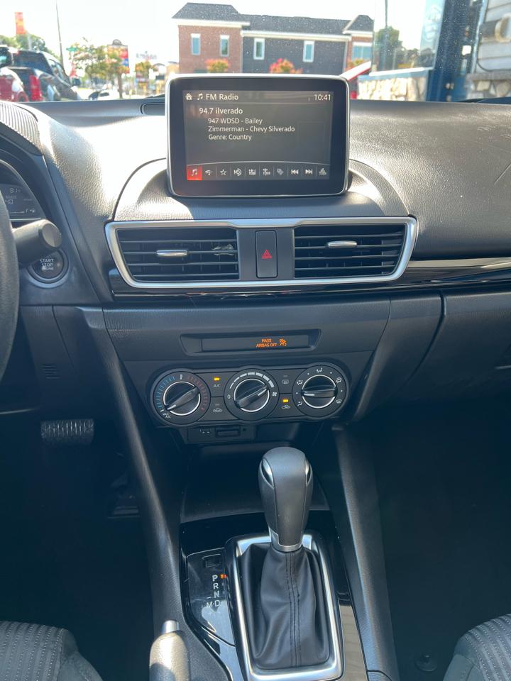 Mazda MAZDA3  2016