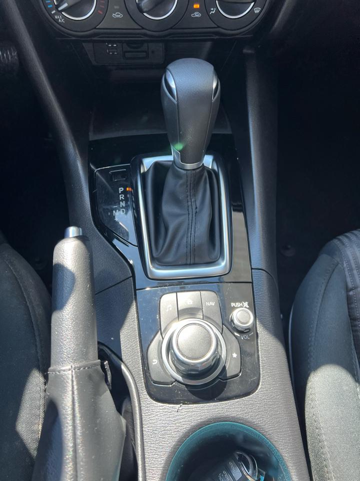 Mazda MAZDA3  2016