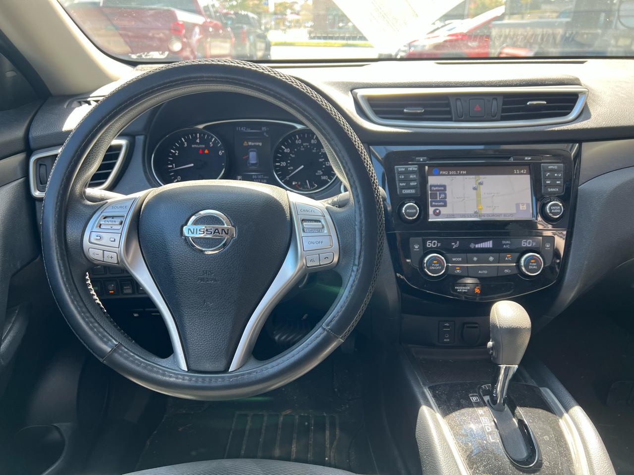 Nissan Rogue  2016
