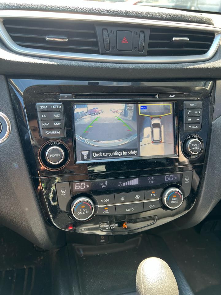 Nissan Rogue  2016