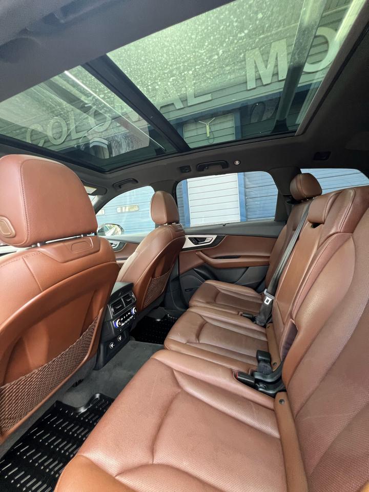 Audi Q7  2018