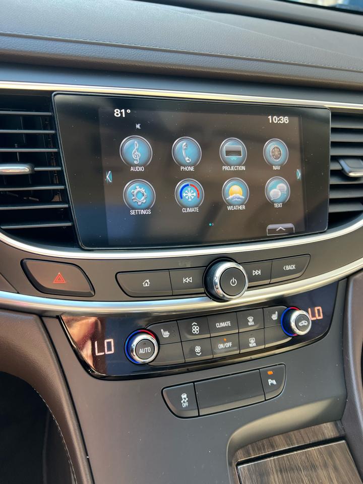 Buick LaCrosse  2017