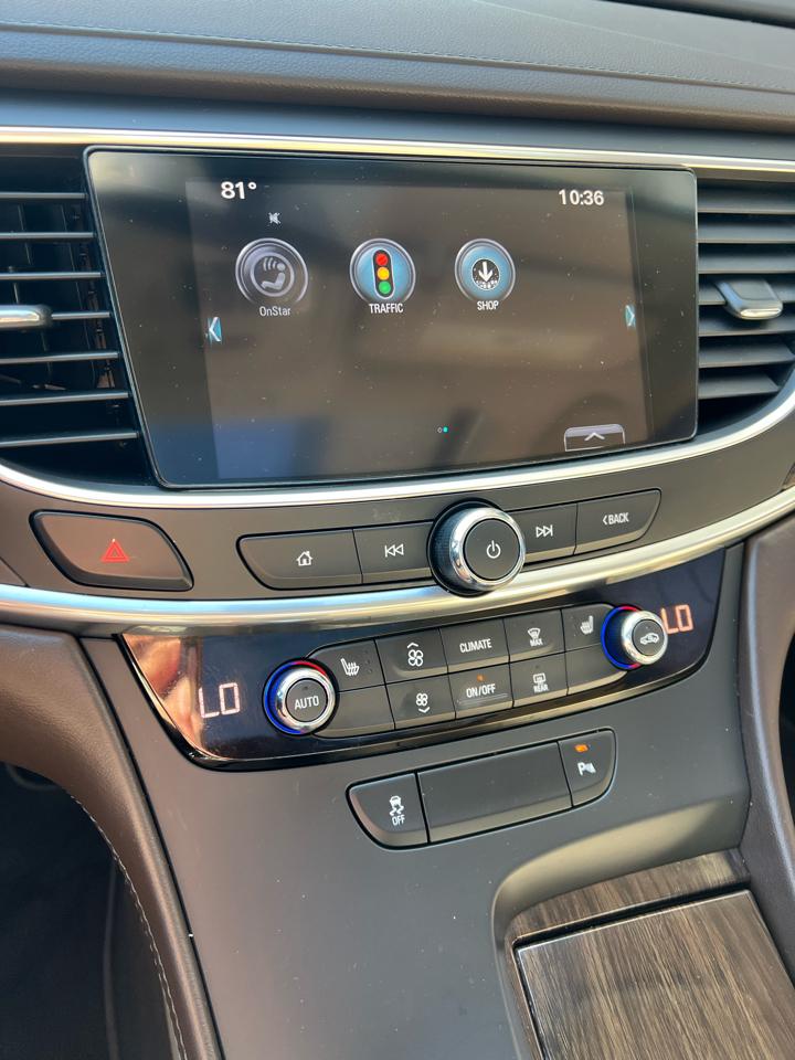 Buick LaCrosse  2017