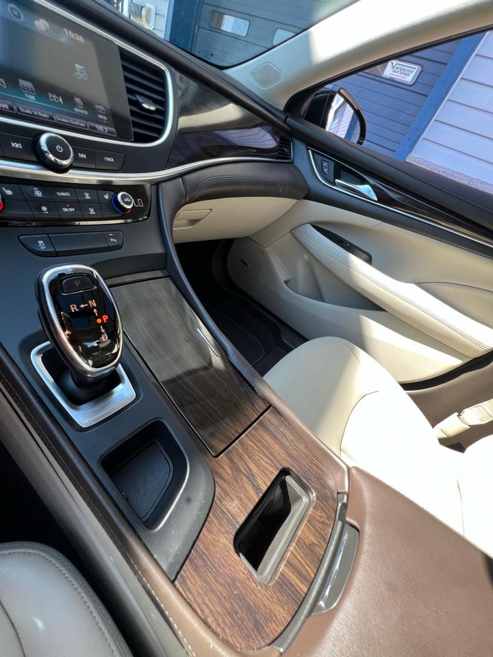 Buick LaCrosse  2017