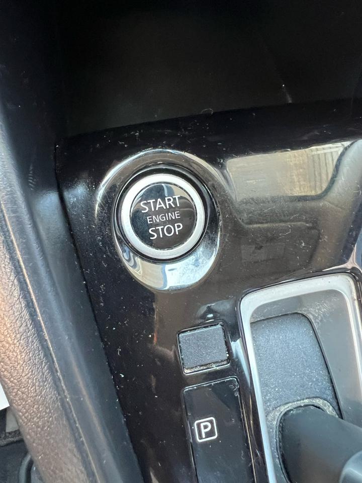 Nissan Versa  2021