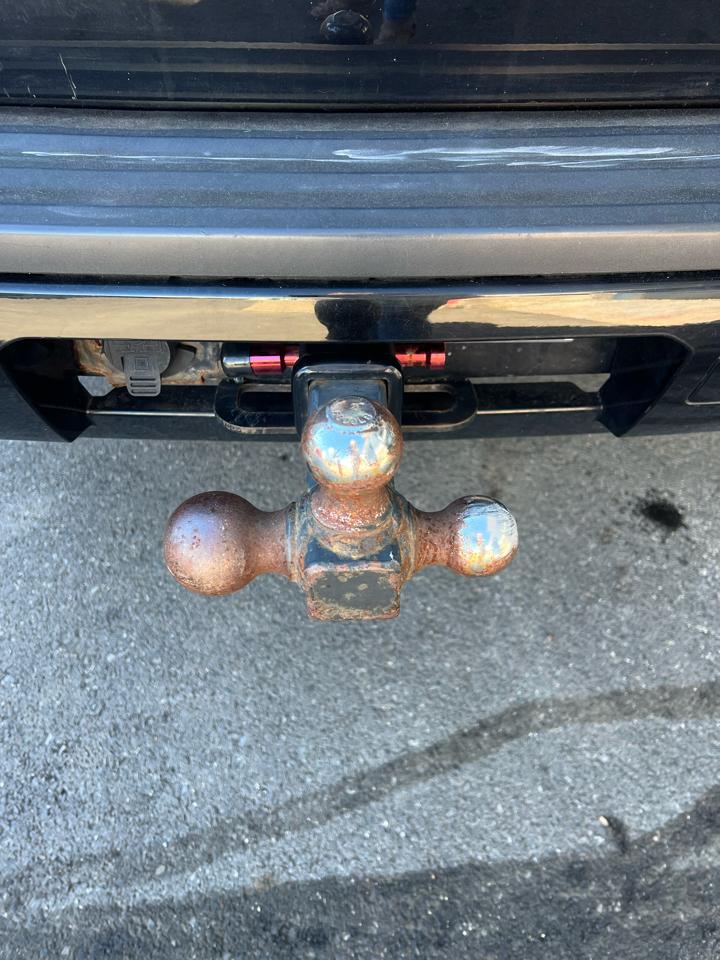 Chevrolet Suburban  2019