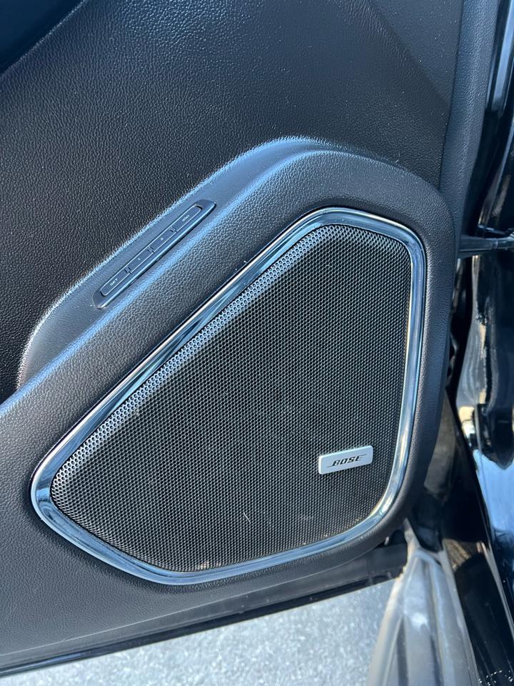 Chevrolet Suburban  2019