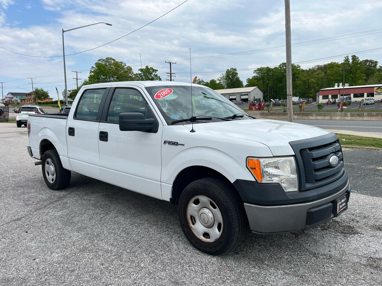 Ford F-150 XL SuperCrew 2WD 2009