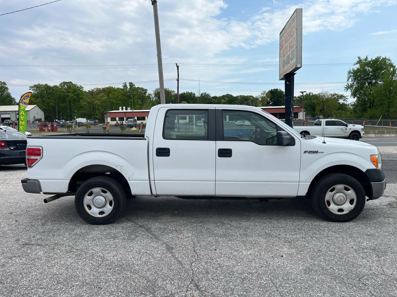 Ford F-150 XL SuperCrew 2WD 2009