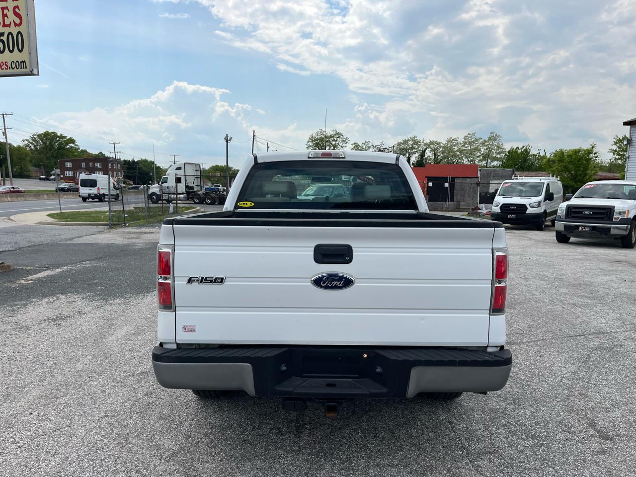 Ford F-150 XL SuperCrew 2WD 2009