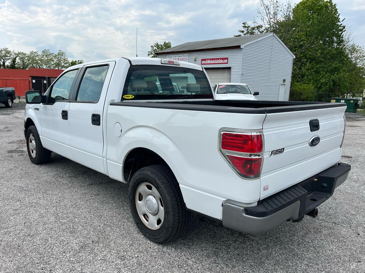 Ford F-150 XL SuperCrew 2WD 2009