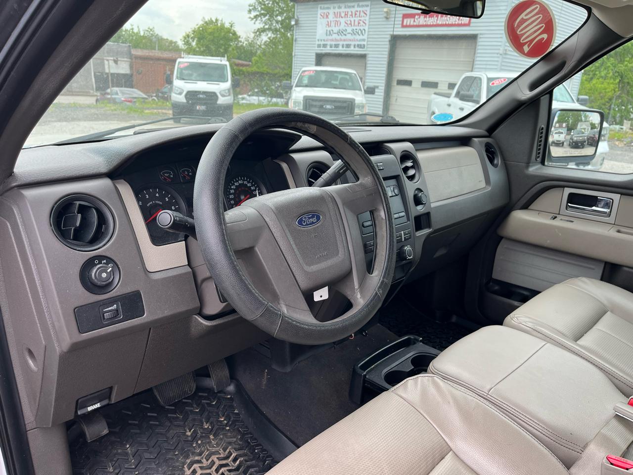 Ford F-150 XL SuperCrew 2WD 2009