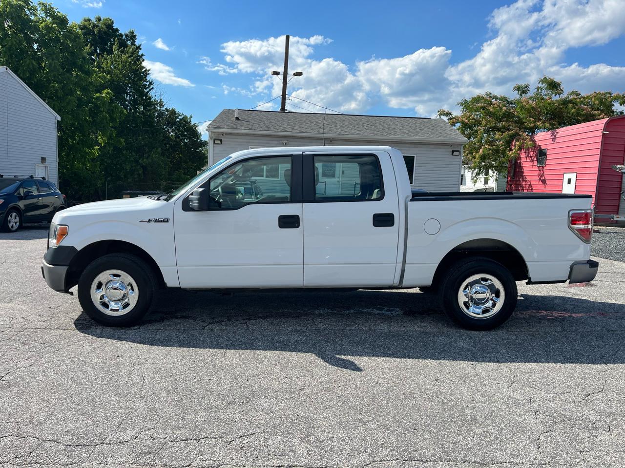 Ford F-150 XL SuperCrew 2WD 2009