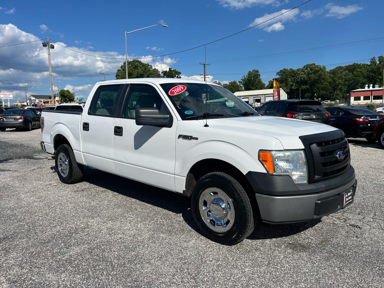 Ford F-150 XL SuperCrew 2WD 2009