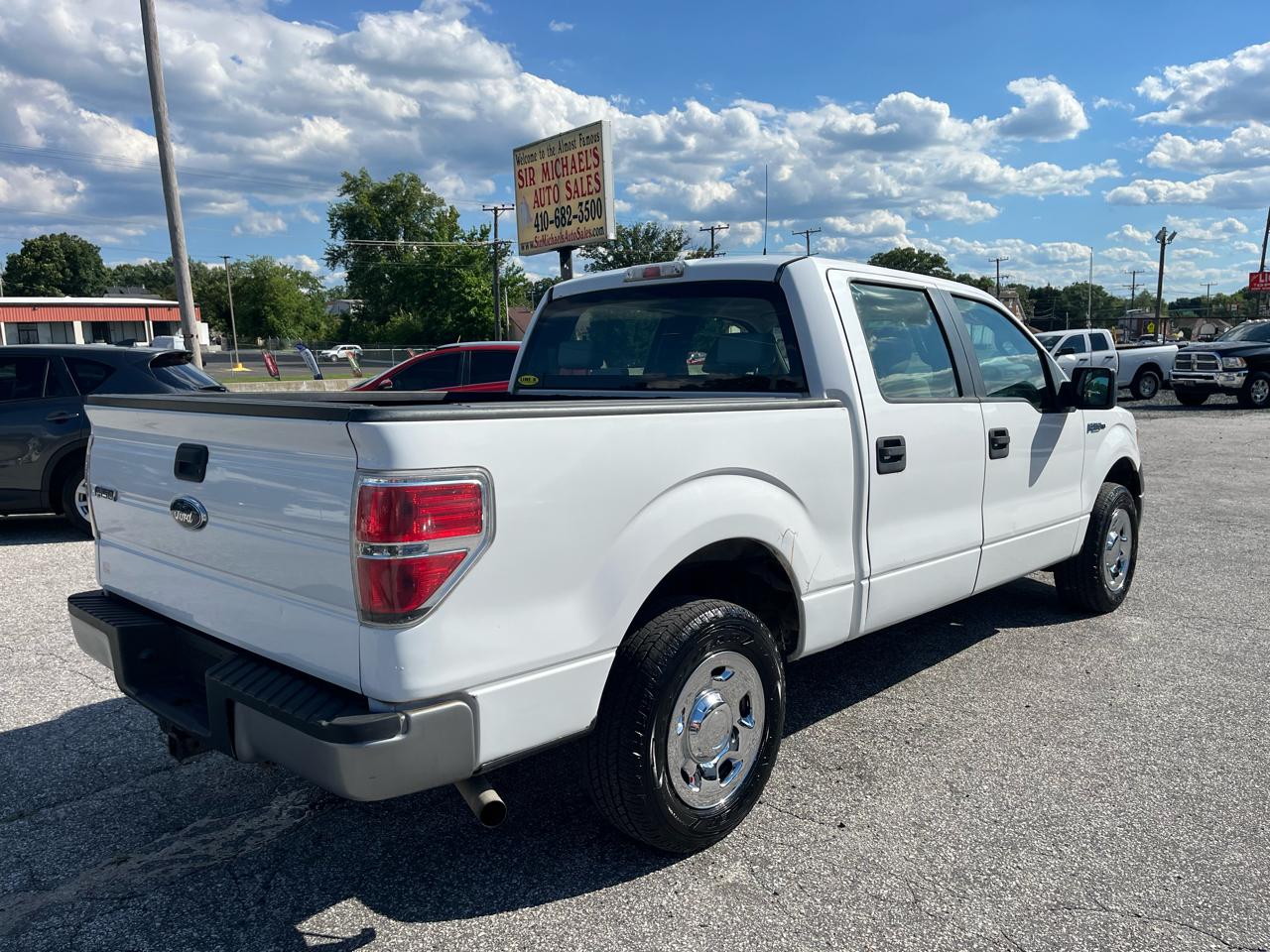 Ford F-150 XL SuperCrew 2WD 2009