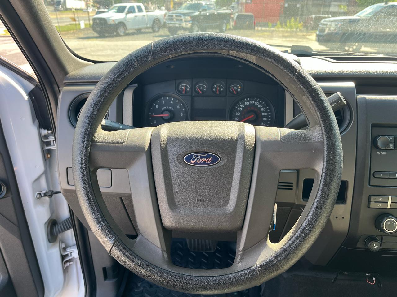 Ford F-150 XL SuperCrew 2WD 2009