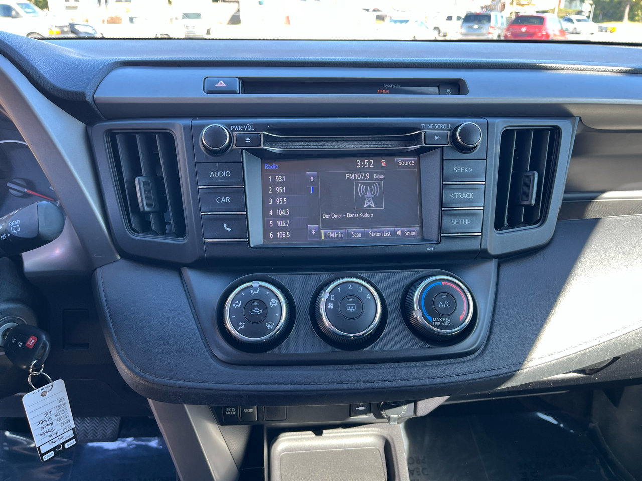Toyota RAV4  2016 Toyota RAV4  2016