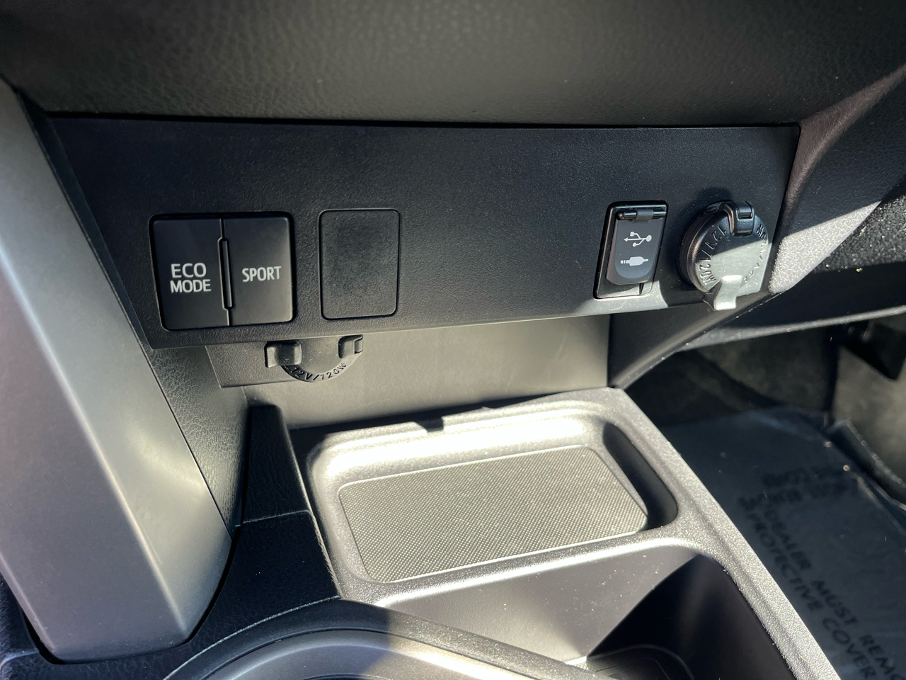 Toyota RAV4  2016 Toyota RAV4  2016