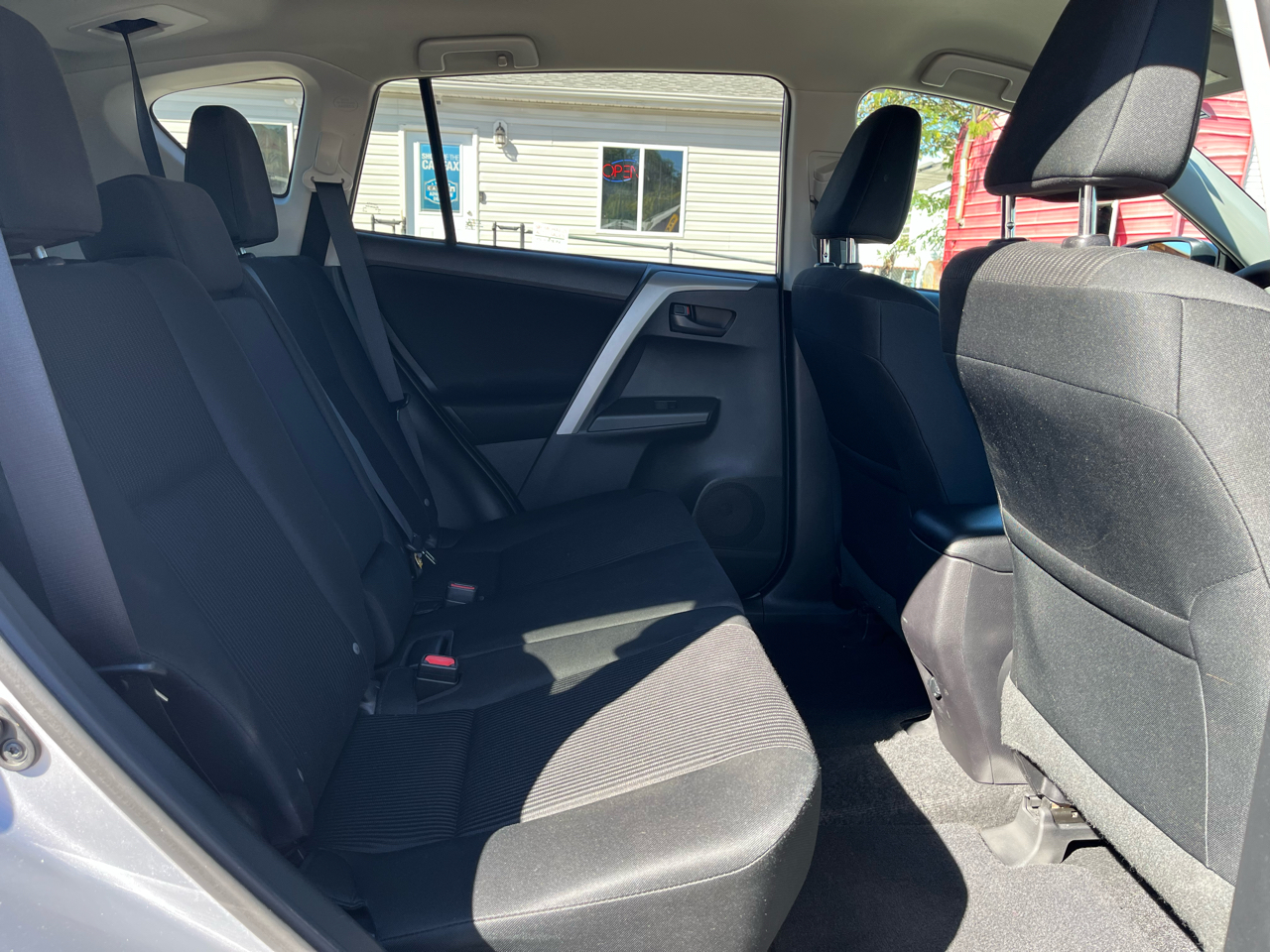 Toyota RAV4  2016 Toyota RAV4  2016
