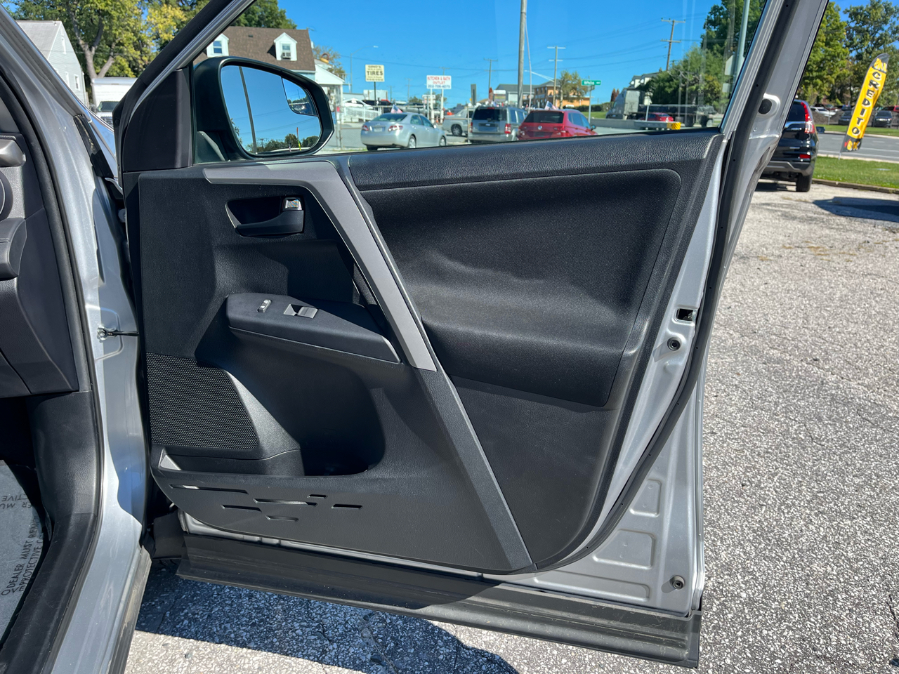 Toyota RAV4  2016 Toyota RAV4  2016