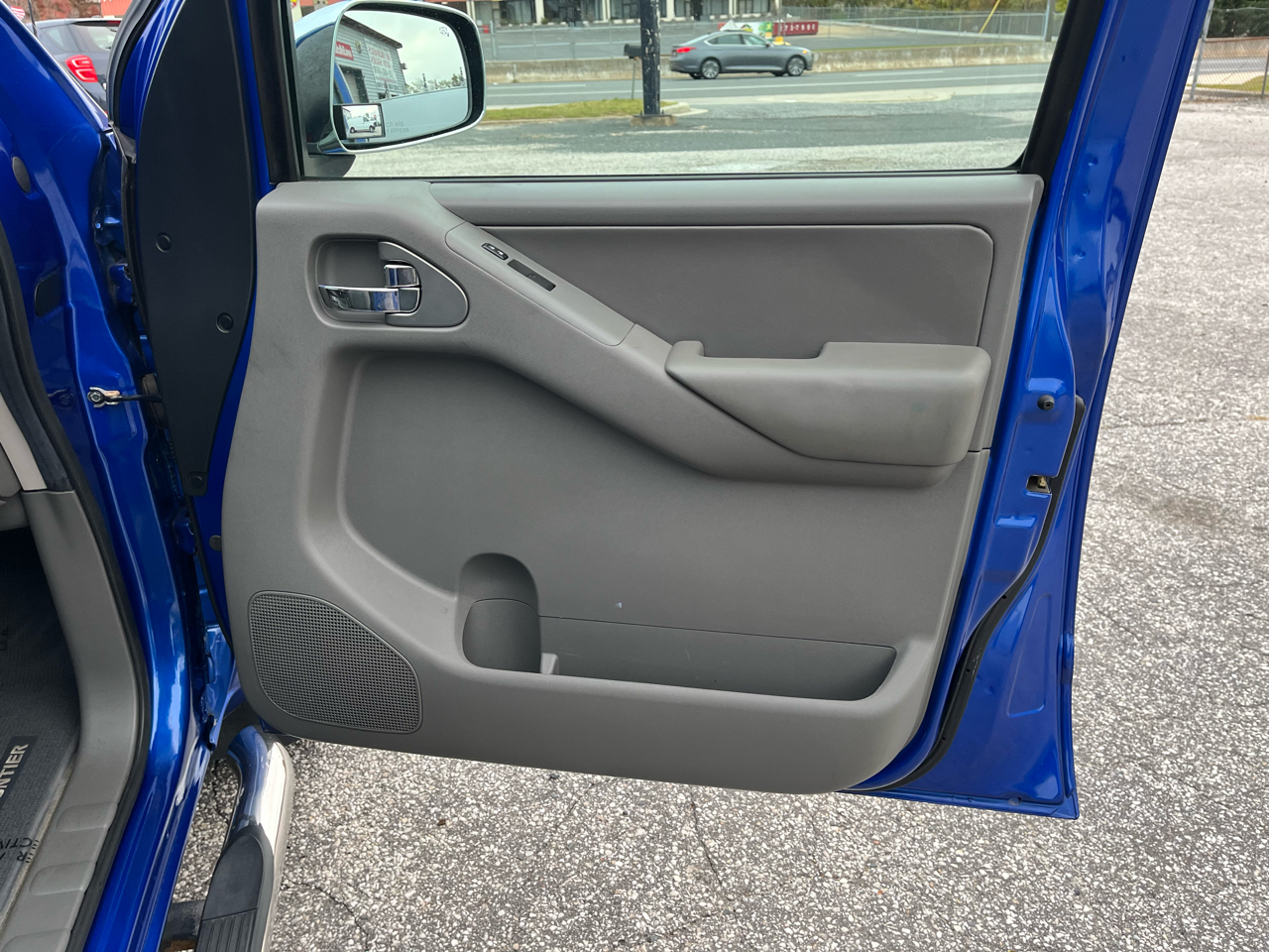 Nissan Frontier  2012 Nissan Frontier  2012