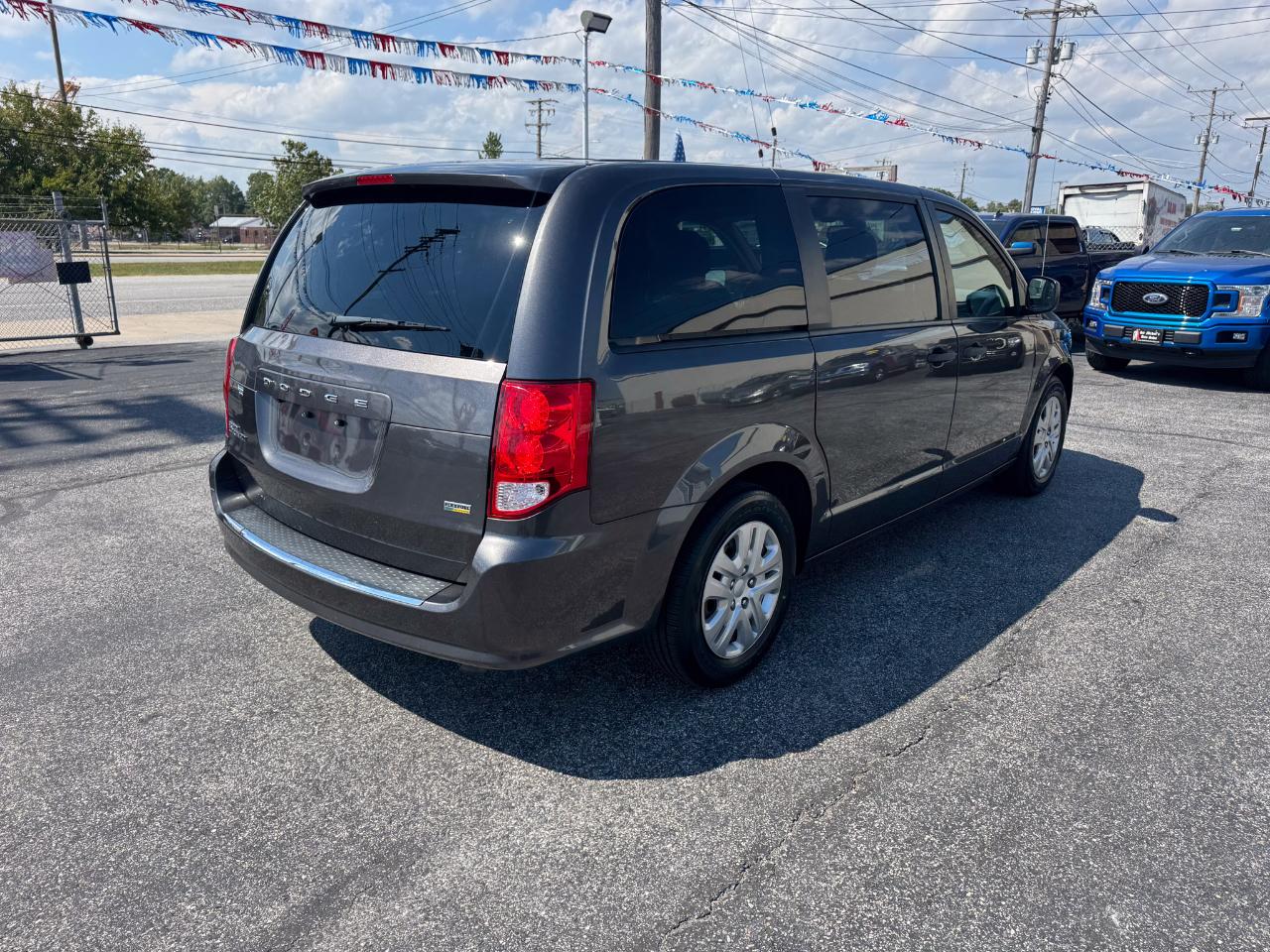 Dodge Grand Caravan SE 2019