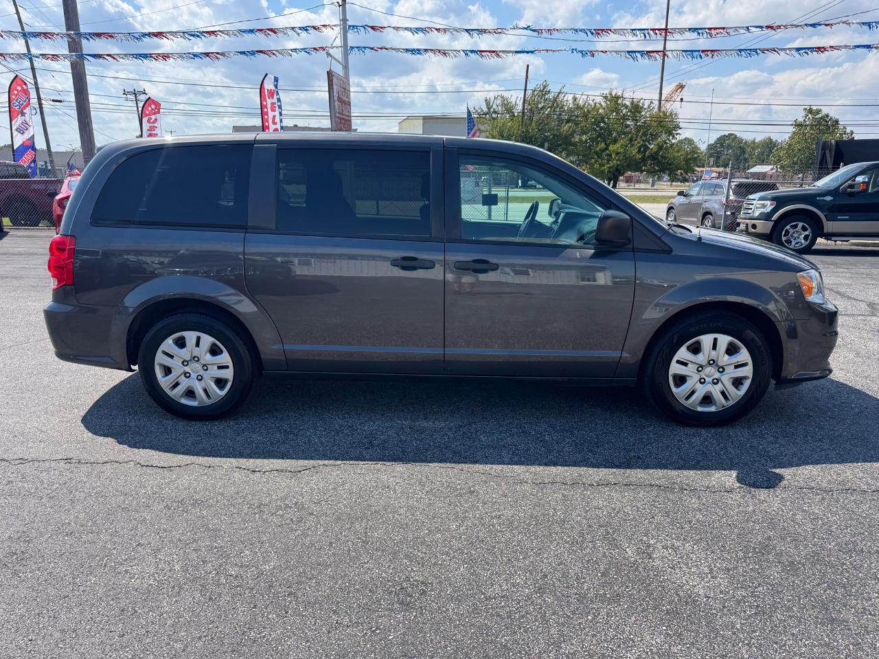 Dodge Grand Caravan SE 2019