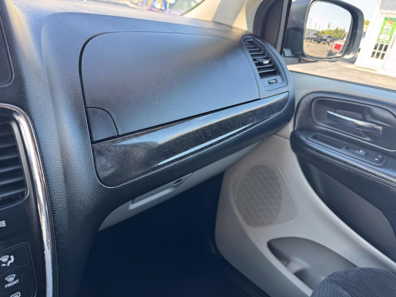 Dodge Grand Caravan SE 2019