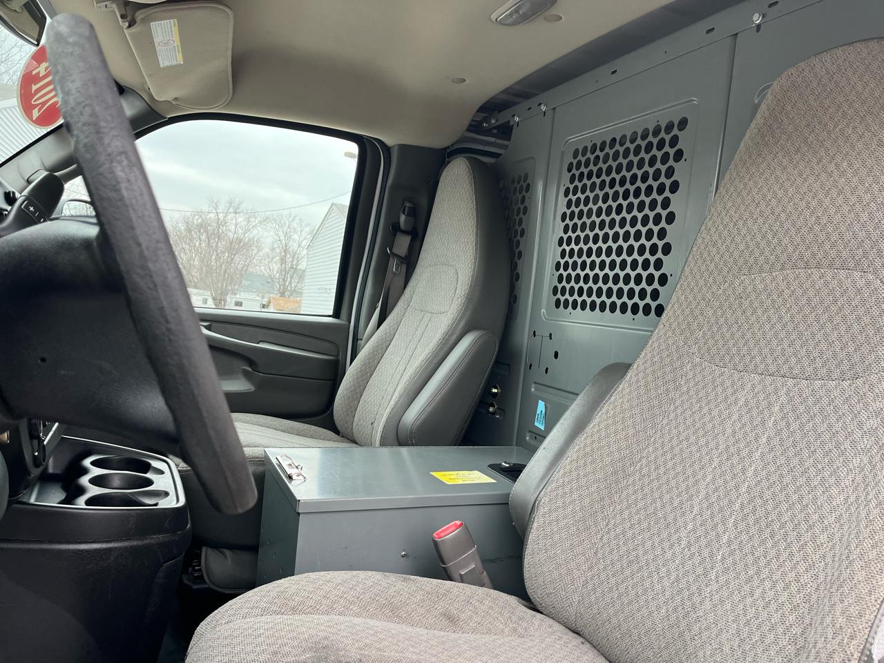 Chevrolet Express 2500 Cargo 2014