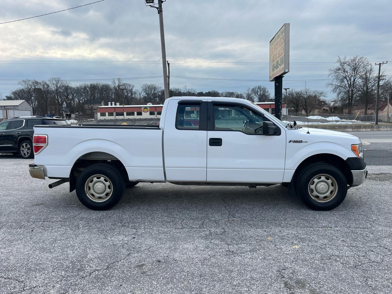 Ford F-150 XL SuperCab 4WD 2014