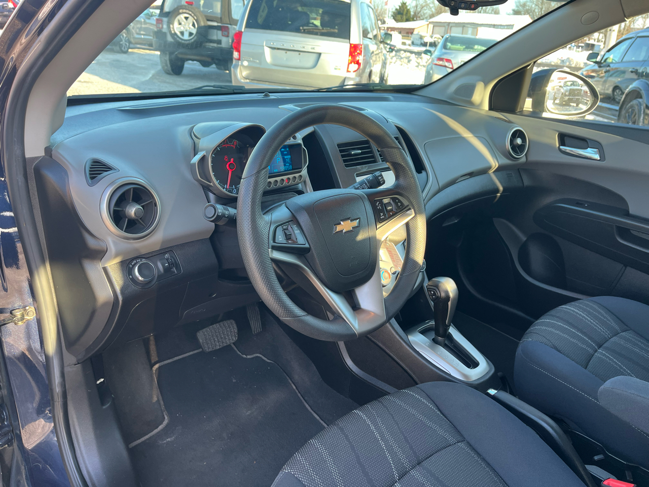 Chevrolet Sonic LT 4D Hatchback 2016