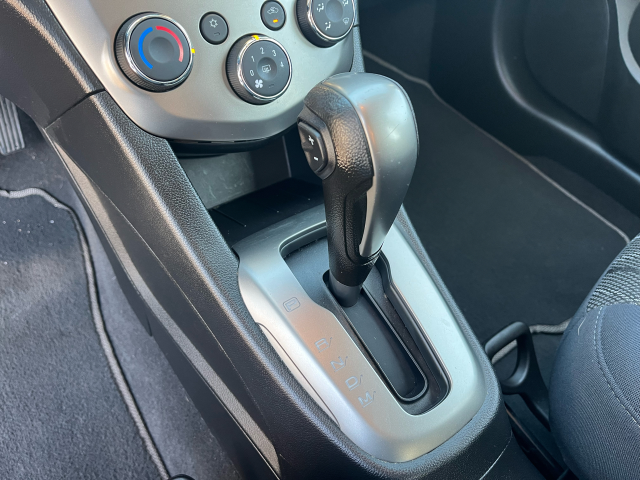 Chevrolet Sonic LT 4D Hatchback 2016