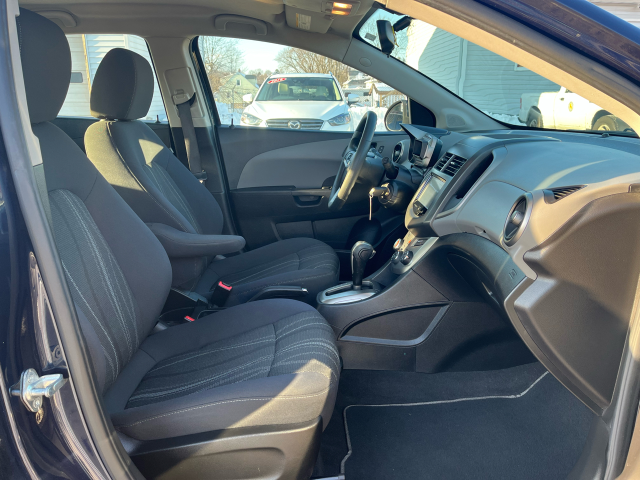 Chevrolet Sonic LT 4D Hatchback 2016