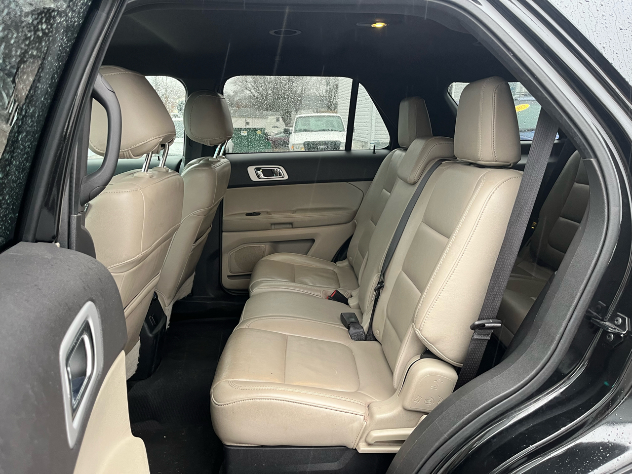 Ford Explorer XLT 4WD 2013