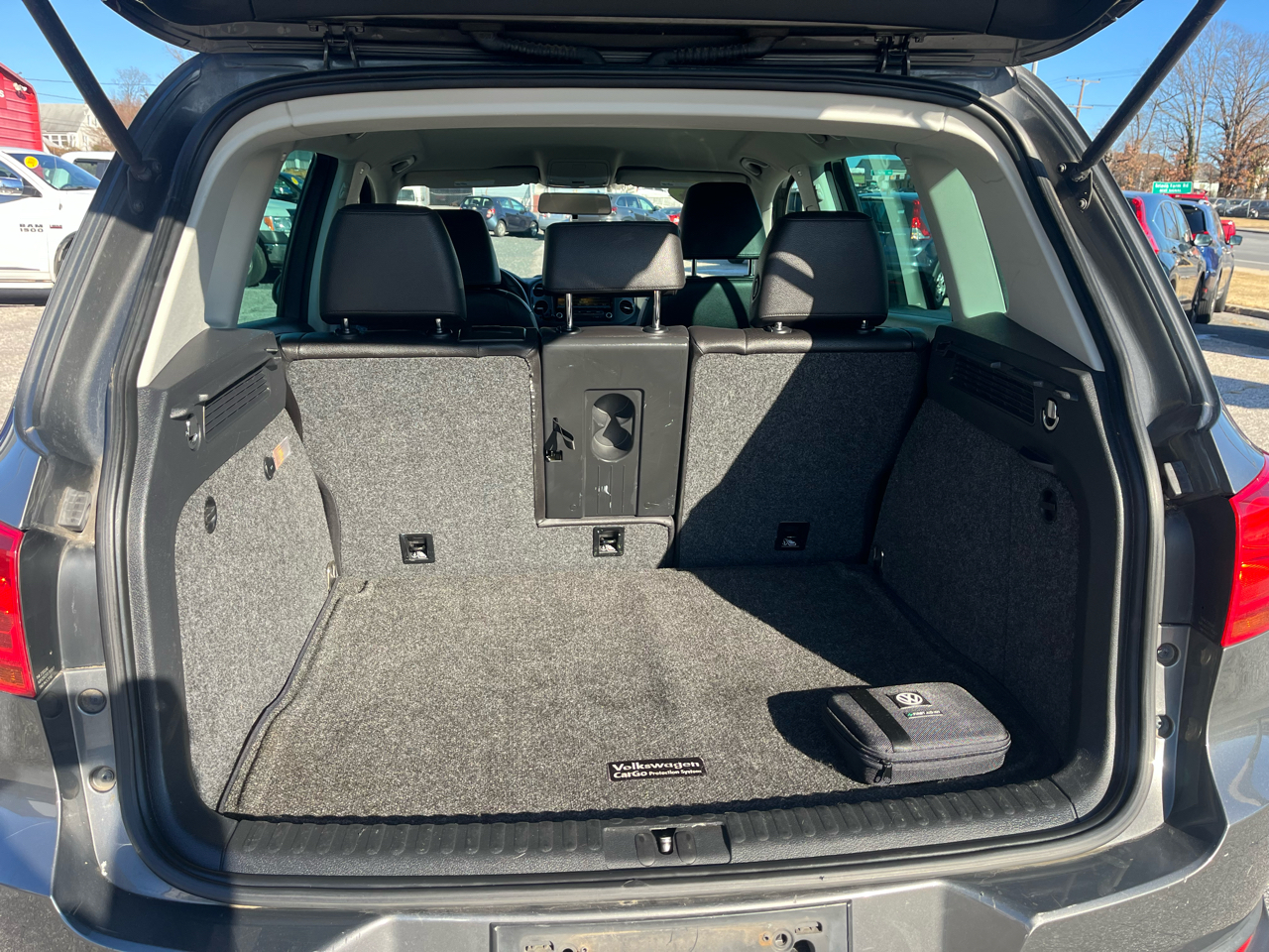 Volkswagen Tiguan SE 2014