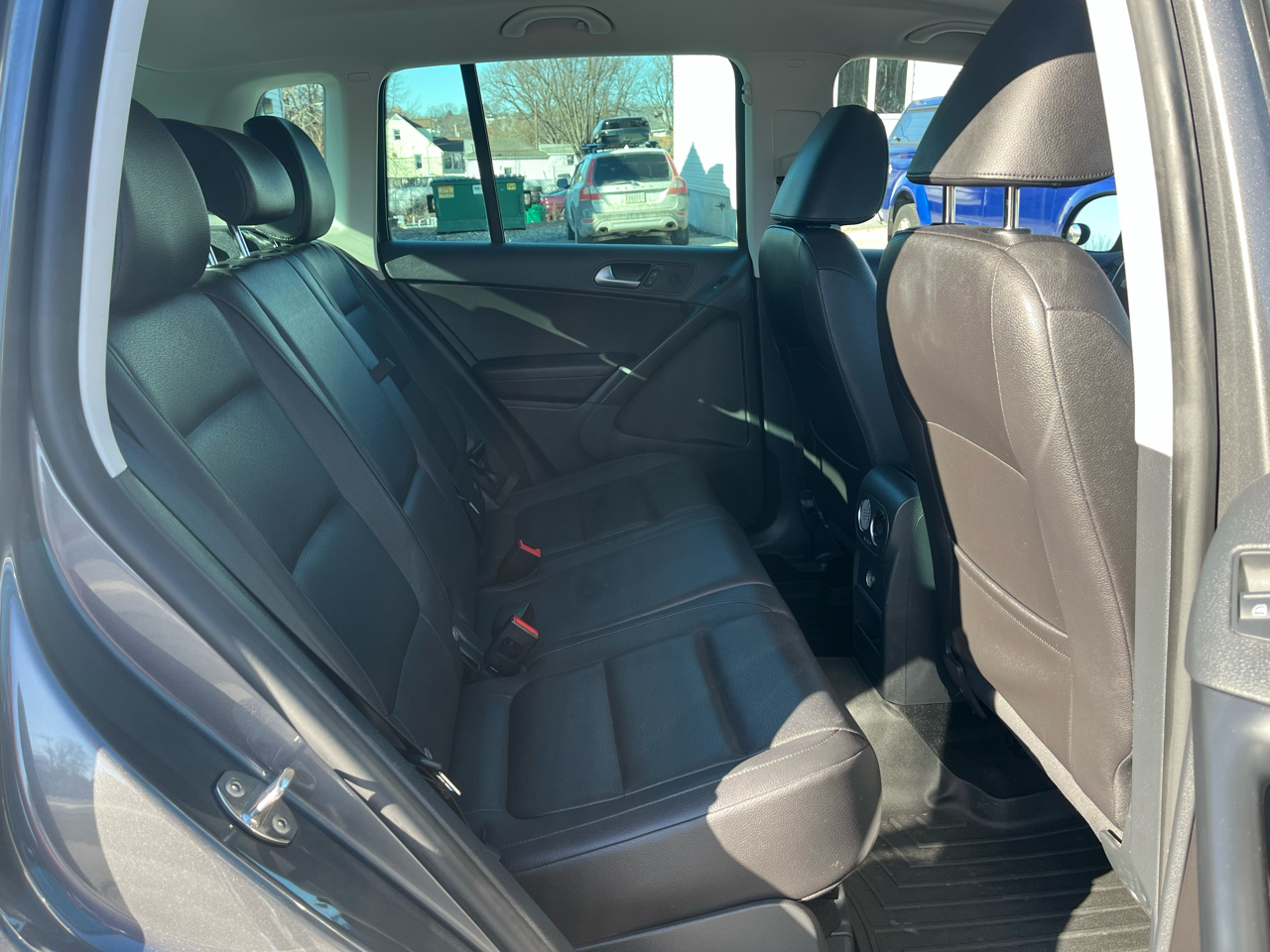 Volkswagen Tiguan SE 2014